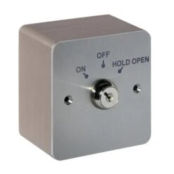 Deedlock Flush Maintained 3 Position Key Switch (c/w 2 Keys)