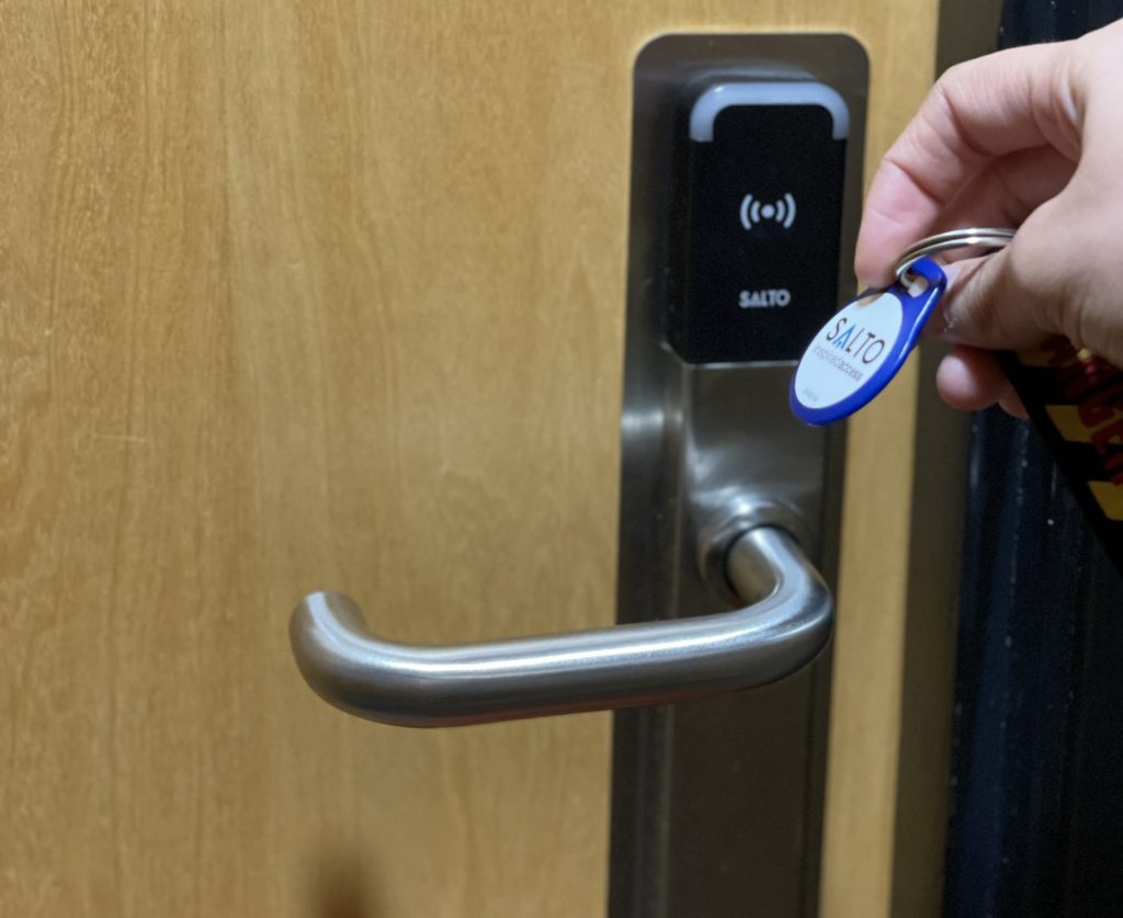 Secure Tech Shop -Secure Tech Shop Fob and door 1024x837 1